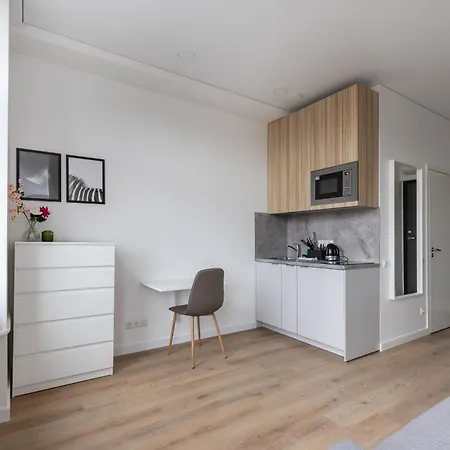 Hook Old Town Economy