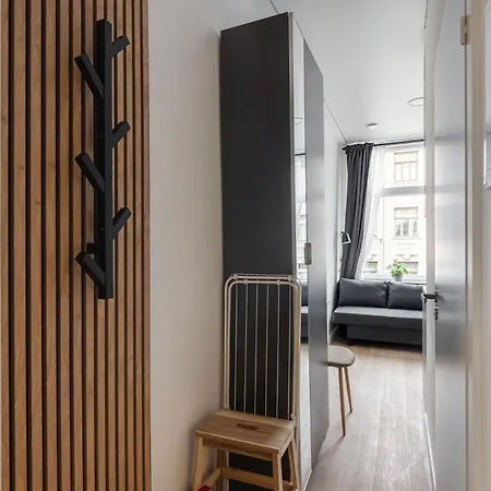 Hook Old Town Economy