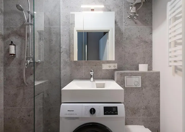 Hook Old Town Economy