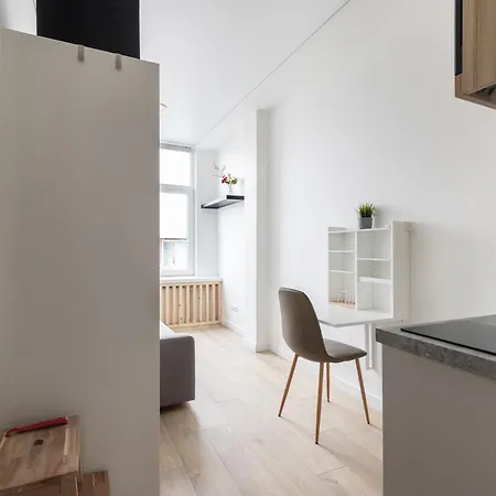 Apartment Hook Old Town Economy